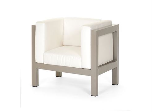 Lenexa Club Chair
